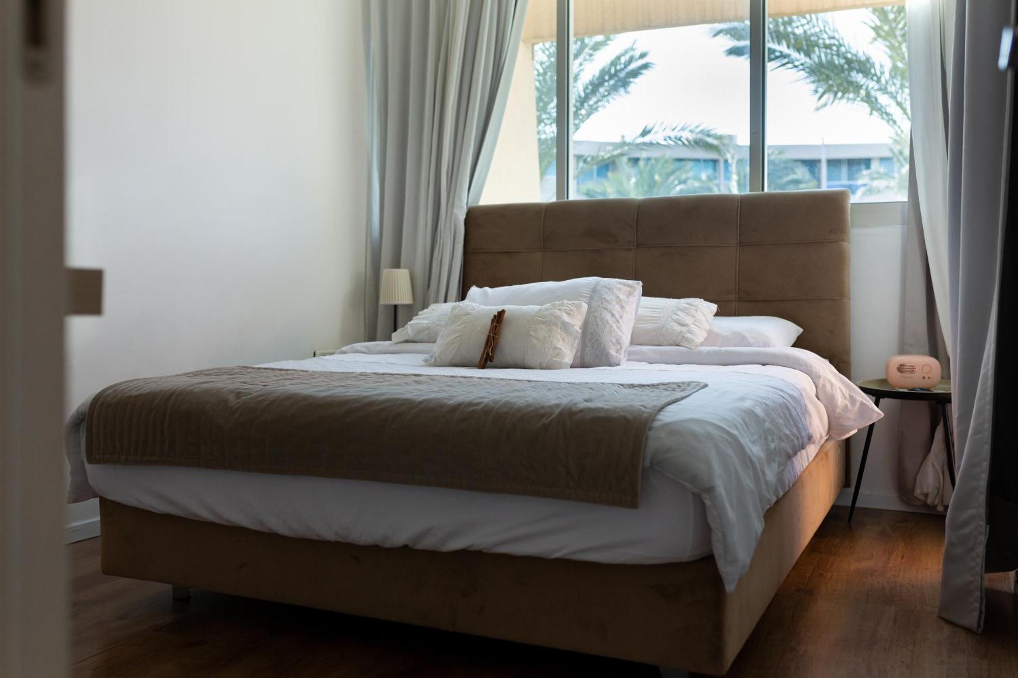 Gma Caesarea Apartment Ngoại thất bức ảnh